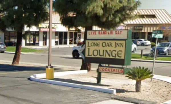 Bakersfield, CA - Four Injured in Shooting at the Lone Oak Lounge