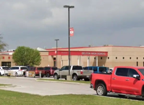 Belton, TX - Teen Killed in Stabbing in Belton High School Bathroom