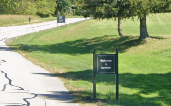 Chesterland, OH - Ex-Hawken Upper School Coach Admits to Sexual Battery Charges Over Relationship with 17-Year-Old Student