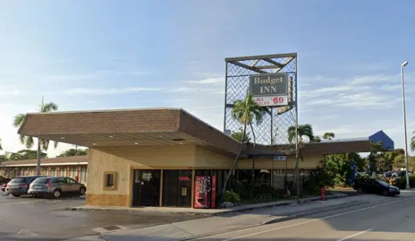 Fort Lauderdale, FL - Man Injured in Shooting at Budget Inn