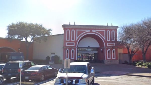 Fort Worth, TX - Stabbing at La Gran Plaza Leaves Four Injured