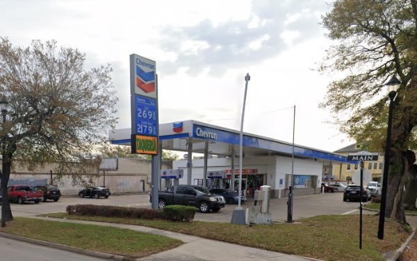 Houston, TX - Man Shot by Postal Worker Outside of Chevron Gas Station in Midtown