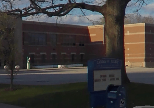 Indianapolis, IN - James Whitcomb Riley School 43 Behavior Specialist, Gordan Darnell Bass, Arrested for Alleged Sexual Misconduct with 15-Year-Old