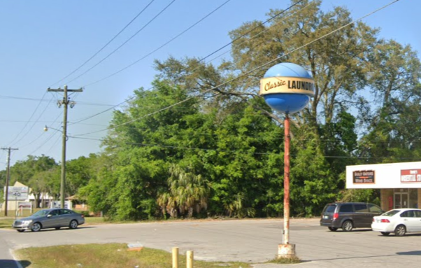 Ocala, FL - Possible Gas Explosion Rocks Ocala, Injuring Four at Classic Laundromat & Dry Cleaner