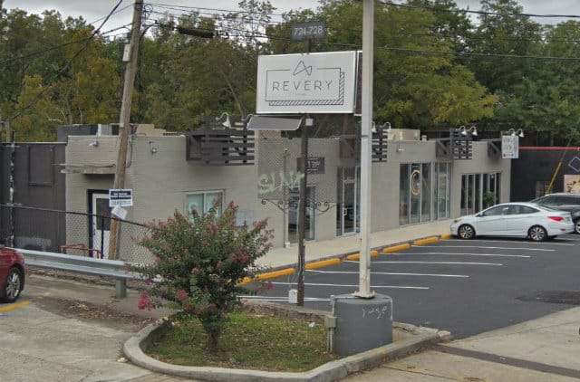 Revery VR Bar