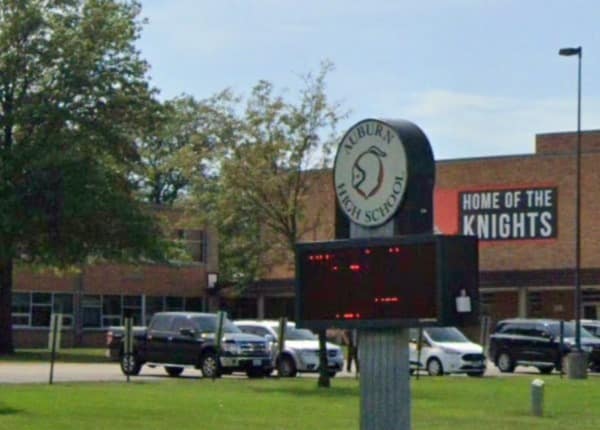 Rockford, IL - Two Students Shot in Auburn High School Parking Lot