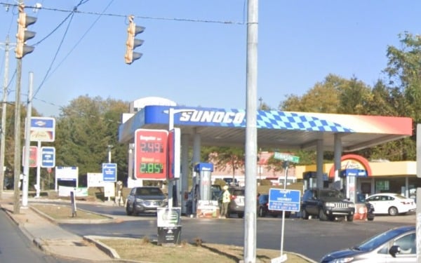Wilmington, DE - Shooting at Sunoco Gas Station Leaves One Man Dead