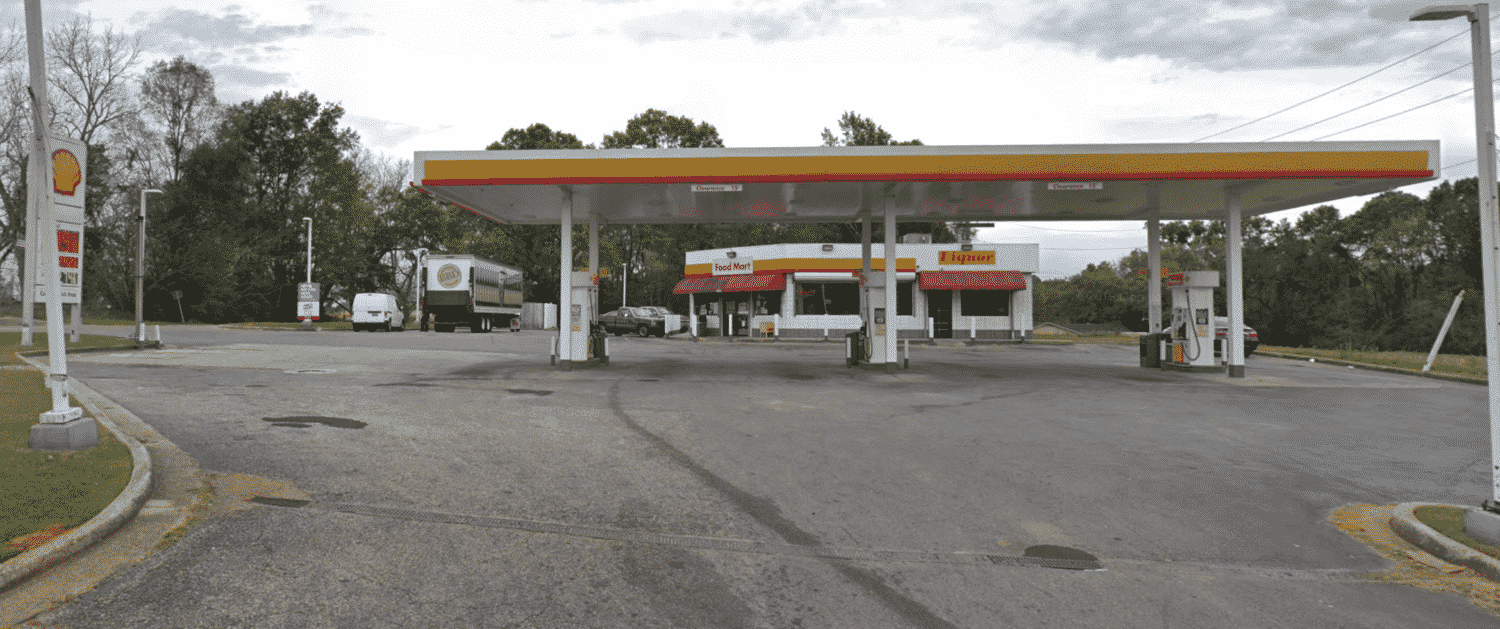 Shell Gas Station in Mobile, Alabama